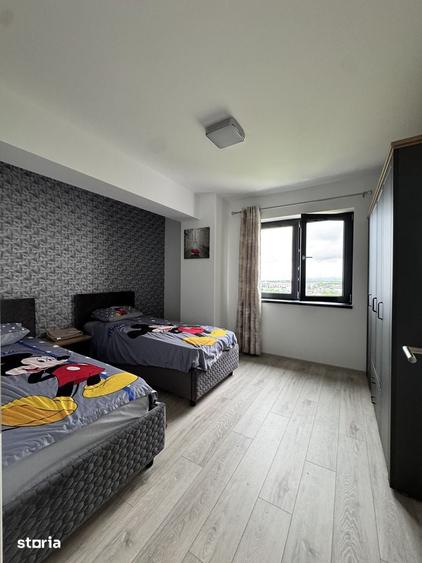 Apartament cu 4 camere în Dârste