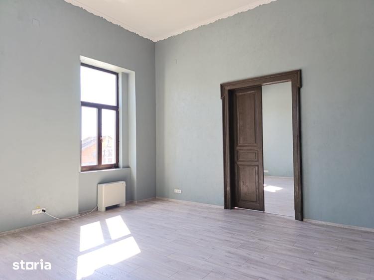Spațiu comercial, de 200 mp, în Gai