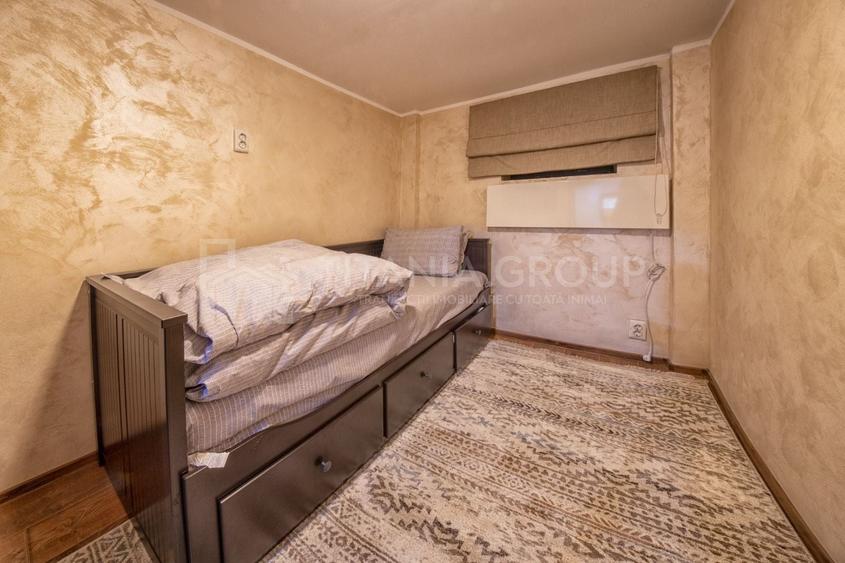 Casă individuală cu 6 camere cu Canalizare în Cioplea