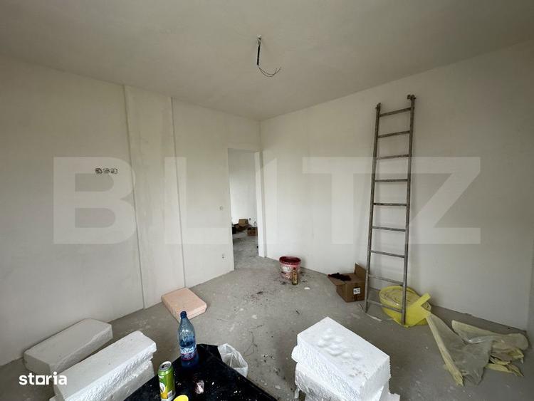 Apartament cu 3 camere în Micro 17