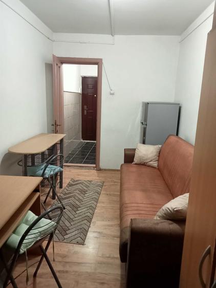 Garsonieră decomandată în Complex Studențesc
