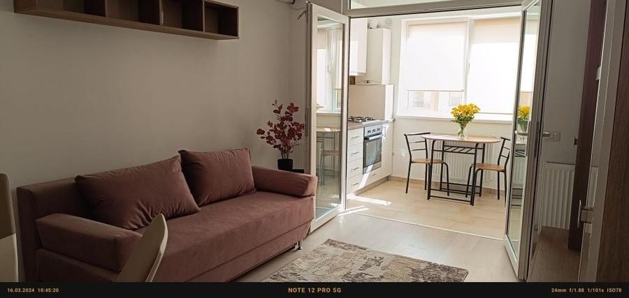 Apartament cu 2 camere decomandat în Runcu