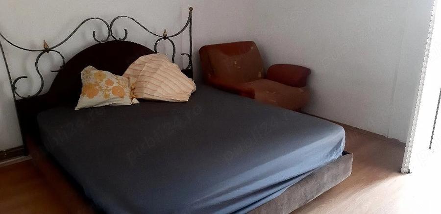 Garsonieră decomandată în 9 Mai
