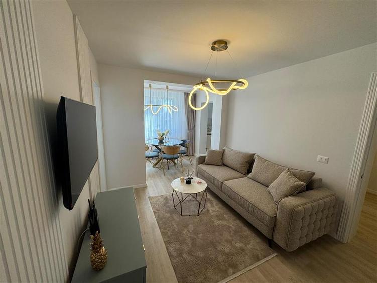 Apartament cu 2 camere decomandat, mobilat în Brăilei