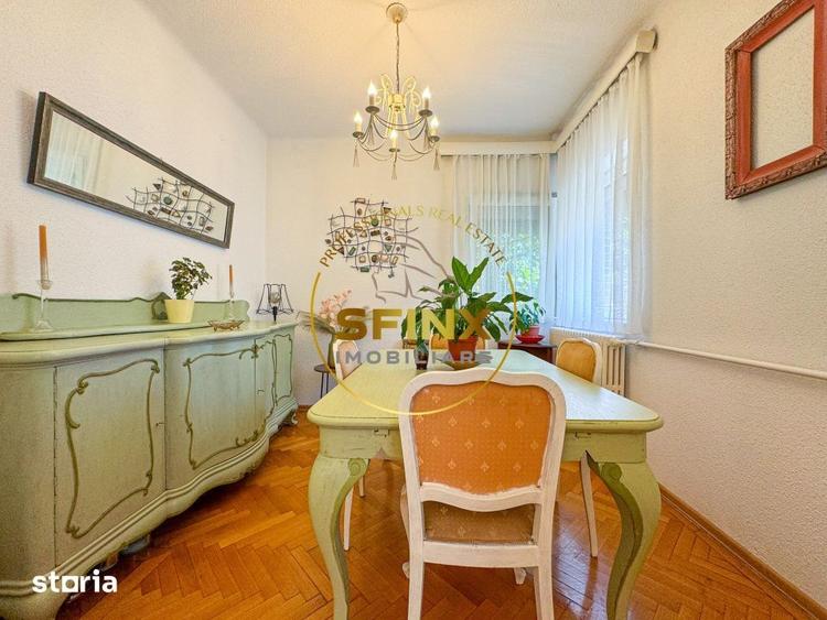Casă cu 6 camere cu Teren 246 Mp în Vatra Luminoasă