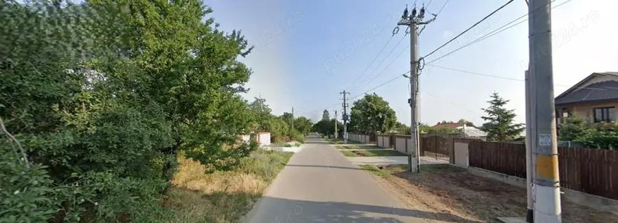 Teren de 2480 mp, în Merii Petchii