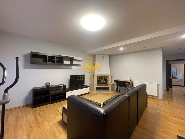 Apartament cu 3 camere semidecomandat, mobilat în Europa