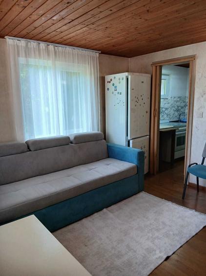 Casă cu 4 camere în Costeni
