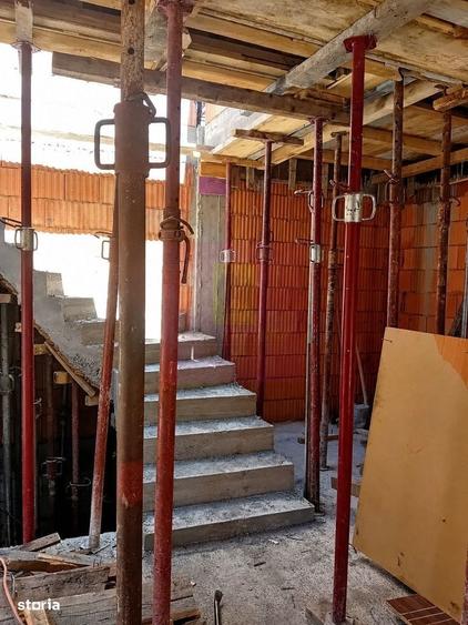 Spațiu comercial, de 260 mp, în Vitan