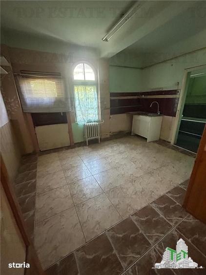 Vanzare teren cu casa Damaroaia - 3