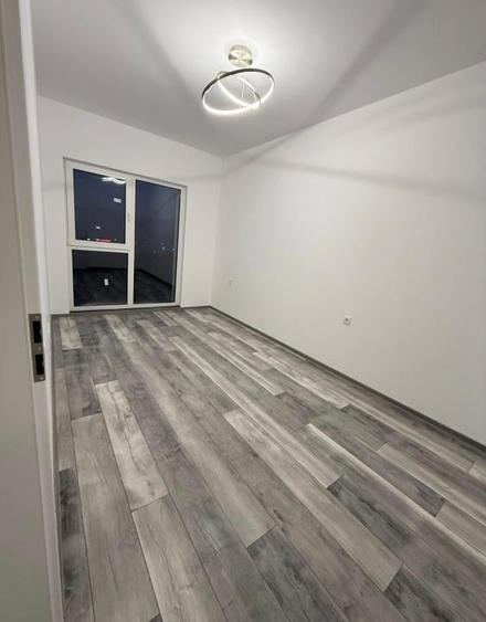Apartament cu 2 camere semidecomandat în Florești — fotografia 2