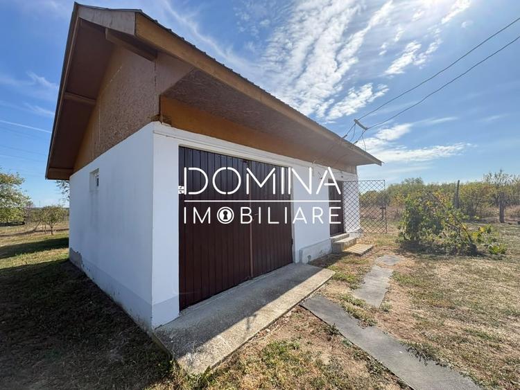 Casă individuală cu 3 camere cu Teren 37272 Mp în Ciuperceni
