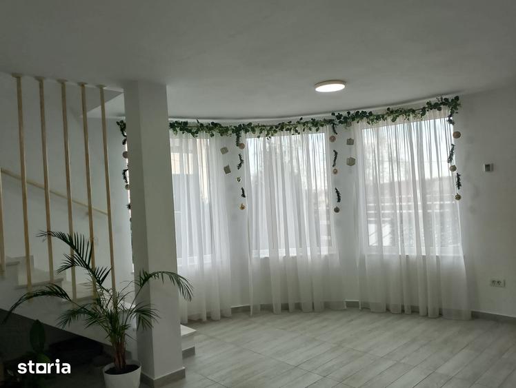 Casă cu 4 camere cu Teren 327 Mp în Bascov