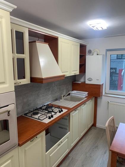 Apartament cu 2 camere decomandat, mobilat în Zorilor