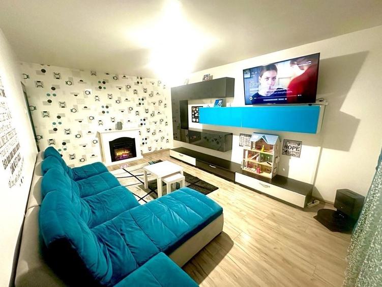 Apartament cu 3 camere decomandat în Crâng