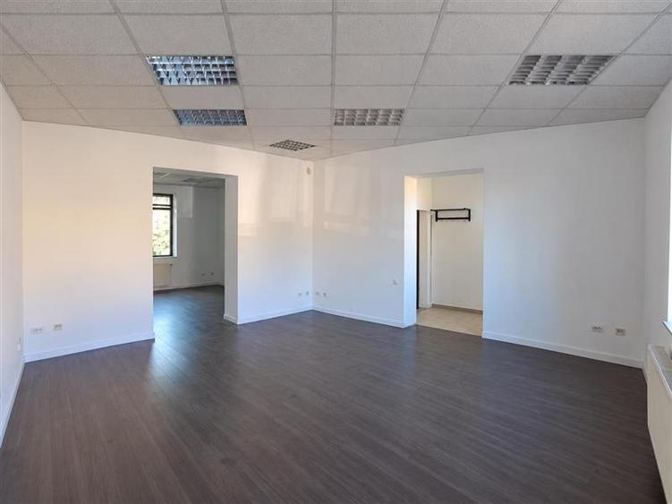 Birou, de 130 mp, în Semicentral