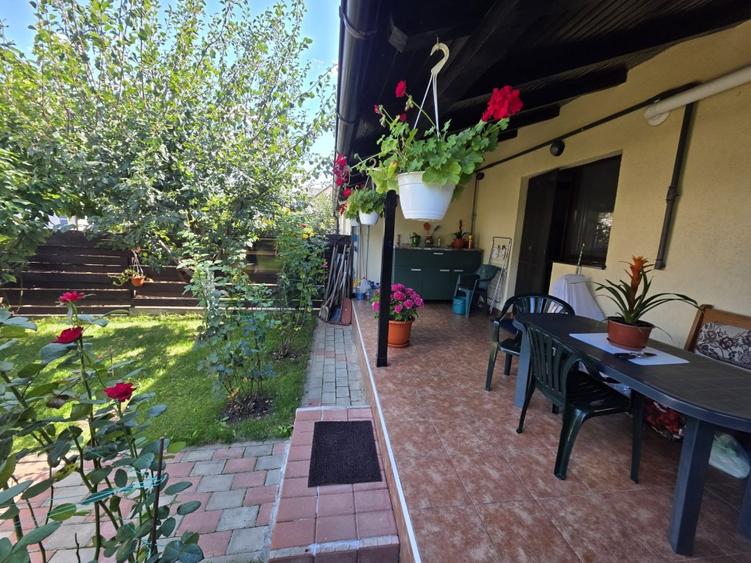 Duplex cu 3 camere cu Teren 158 Mp în Valea Adâncă