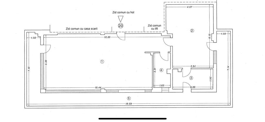 Penthouse cu 3 camere decomandat în Mamaia