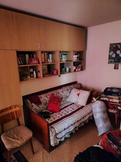 Apartament cu 2 camere nedecomandat în Central