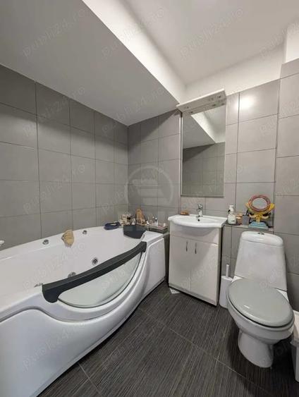 Apartament cu 2 camere semidecomandat în Florești