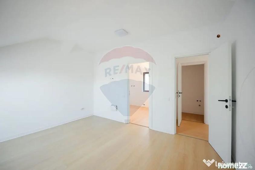 Apartament cu 4 camere decomandat în Ultracentral