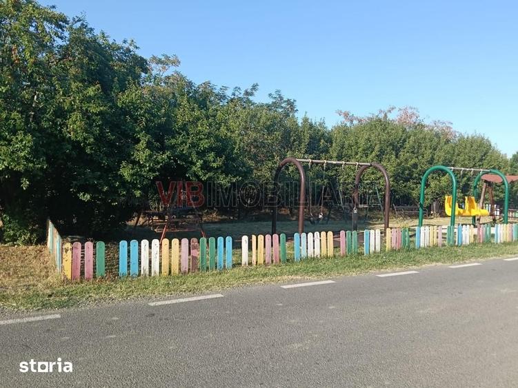 Teren de 735 mp, în Sânandrei