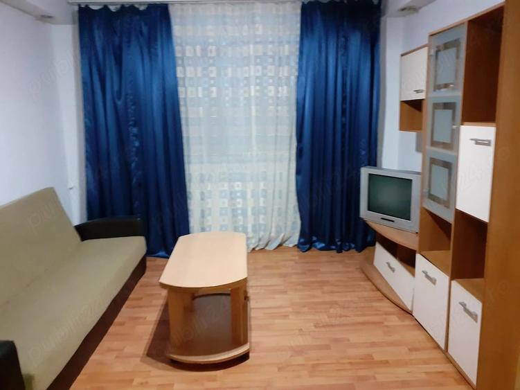 Garsonieră decomandată în Buziașului