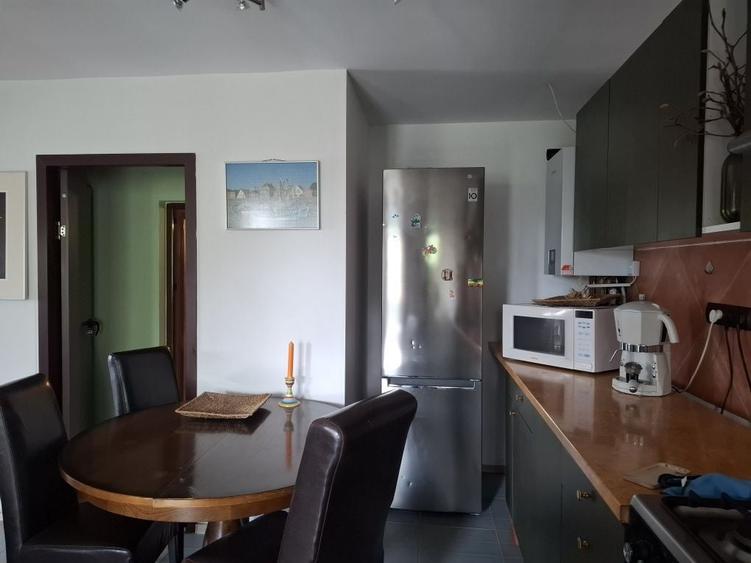 Apartament cu 2 camere decomandat în Valea Lupului