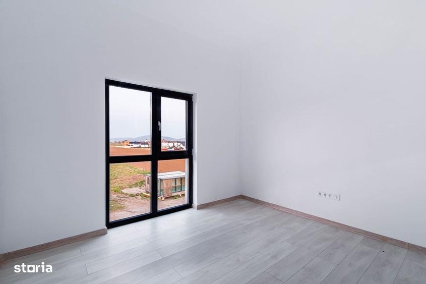 Apartament cu 3 camere în Sânpetru