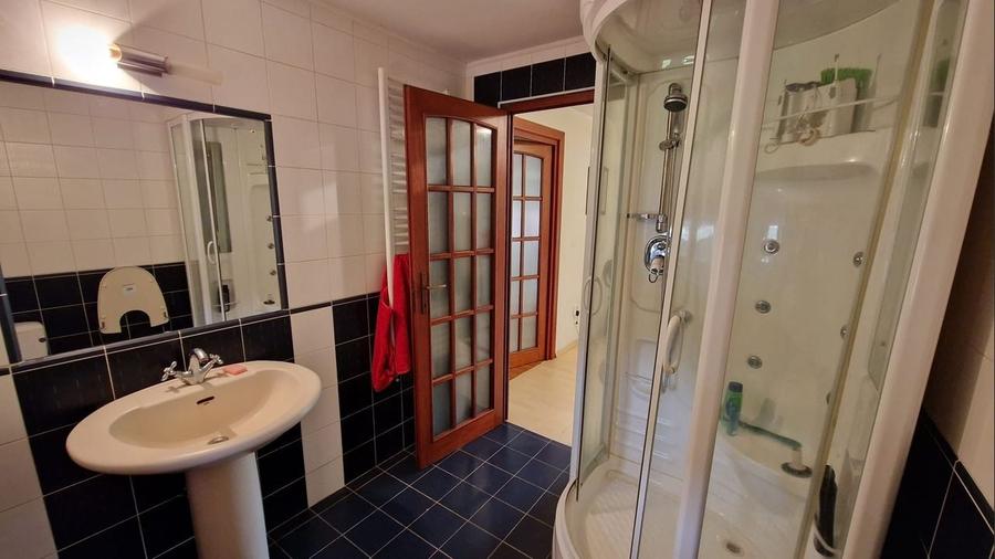 Casă cu 3 camere cu Canalizare în Firiza