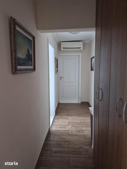 Apartament cu 3 camere decomandat în Tomis III