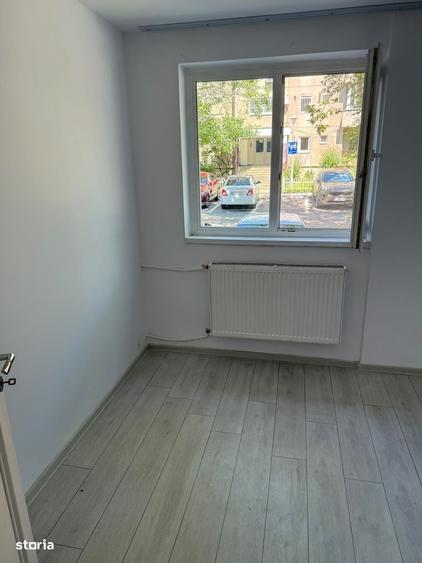 Apartament cu 2 camere semidecomandat în Rahova