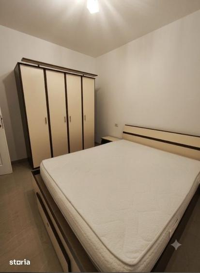 Apartament cu 3 camere, mobilat în Central