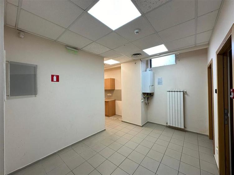 Spațiu comercial, de 130 mp, în Frumoasa