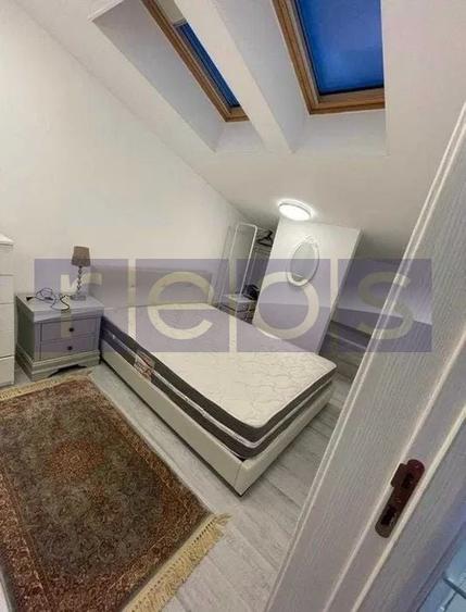 Apartament cu 3 camere semidecomandat, mobilat în Calea Călărașilor