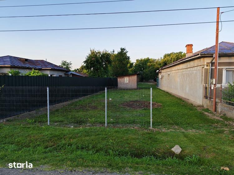 Teren de construit, deschidere 11 m, utilitati - 1