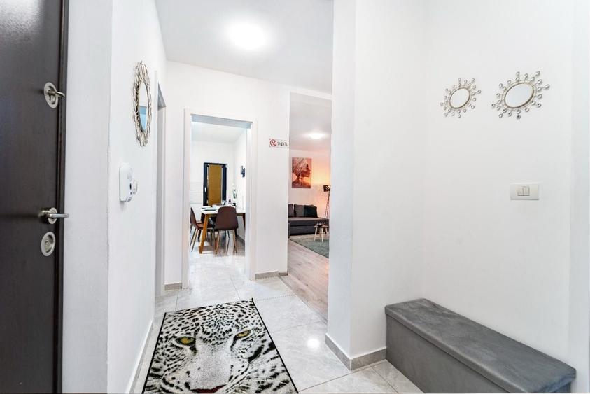 Apartament cu 2 camere decomandat în Central