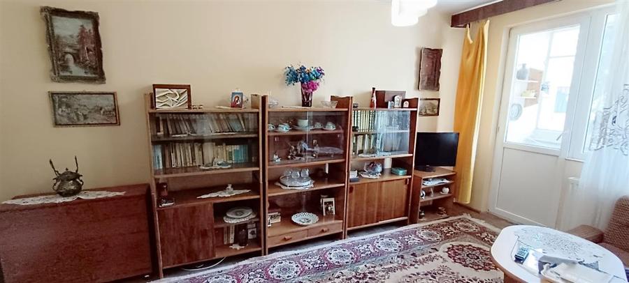 Apartament cu 2 camere circular în Astra