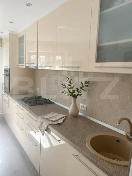 Apartament 3 camere, 81 mp, decomandat, zona SPITAL - 1