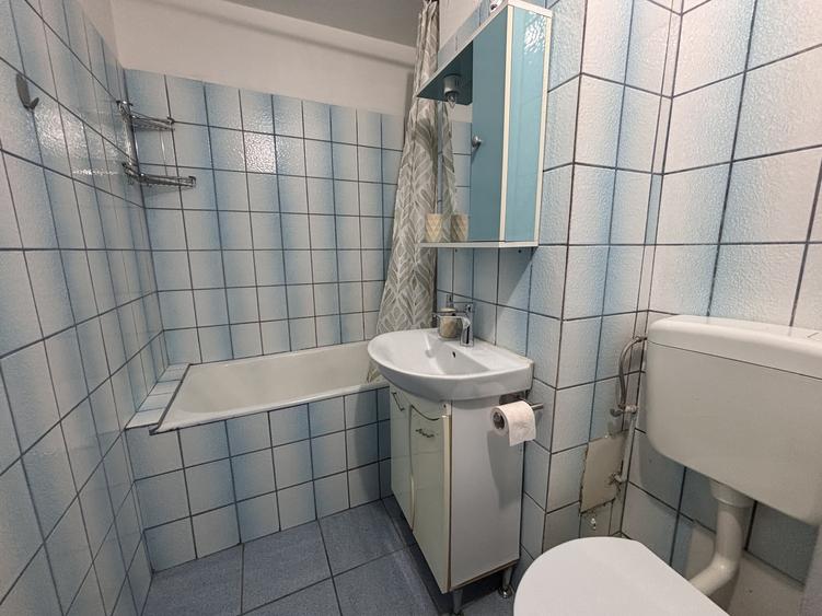 Apartament cu 2 camere decomandat, mobilat în Doamna Ghica