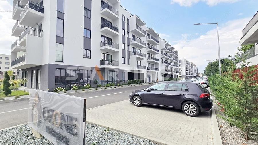 Apartament cu 2 camere decomandat în Tractorul