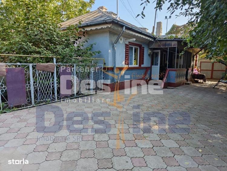 Casă cu 3 camere în Albești