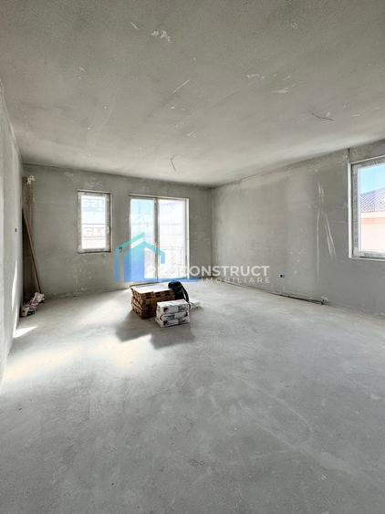 Apartament cu 2 camere decomandat în Giroc