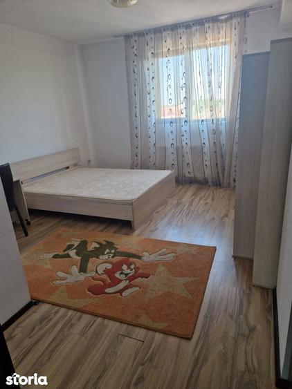 Apartament cu 3 camere, mobilat în Colentina