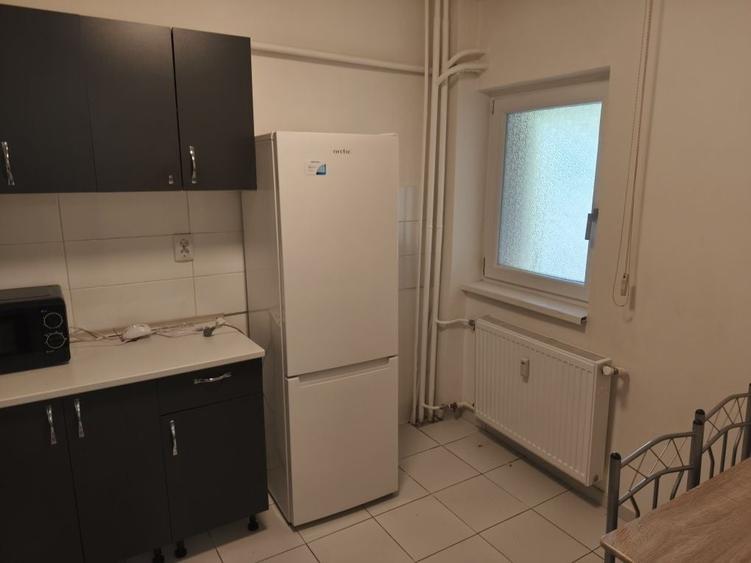 Vand Apartament 2 Camere Decomandat Ultracentra Zona Ramada l - 7