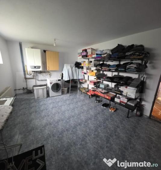 Casa de vanzare, 6 camere, 340 mp, cu 22 arii de teren, zona - 13