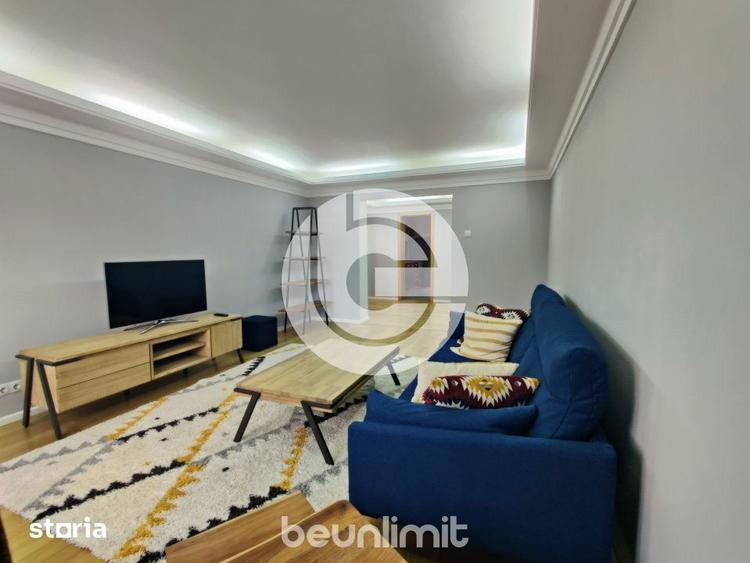 Apartament cu 3 camere decomandat, mobilat în Central