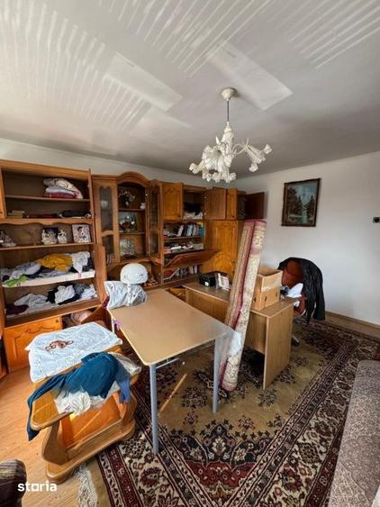 Casă cu 3 camere cu Teren 3300 Mp în Coltău