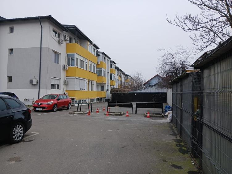 Apartament cu 2 camere decomandat în Exterior Vest