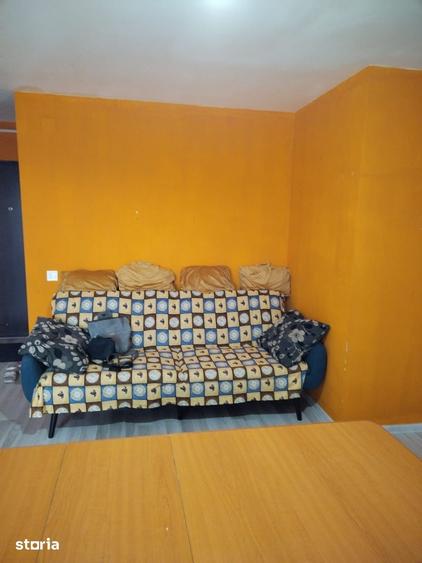 Inchiriez apartament 2 camere zona tractorul - 2